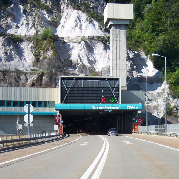 Pedaggio del Caravanche tunnel